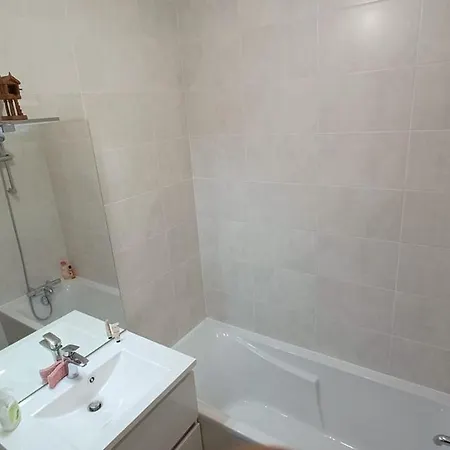 Audenge Appartement Confortable Et Accueillant 아파트 *